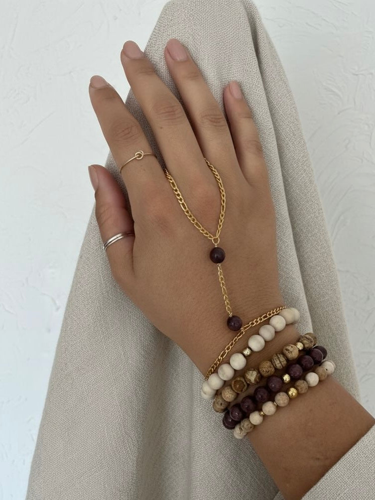 ✨ Hand Chain – Hecha a Mano en San Juan, PR | Acero Inoxidable Dorado | Cuarzo Cristal