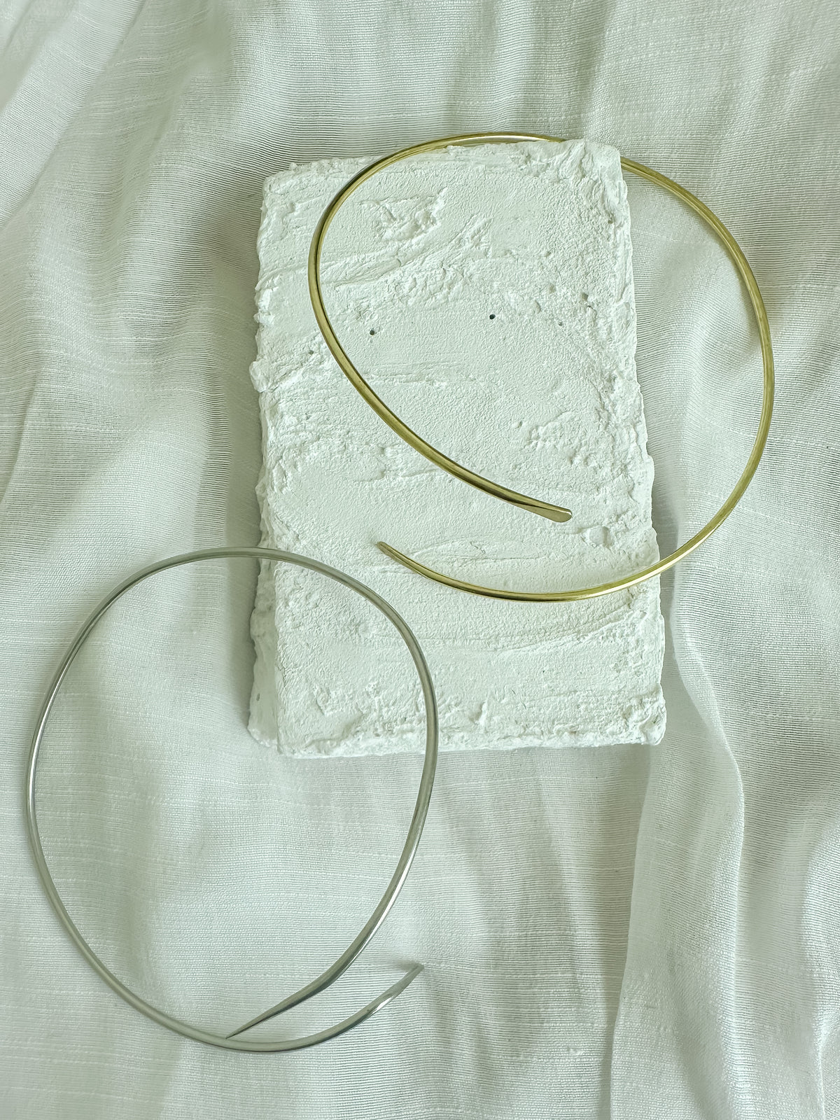 Stela Arm Cuff