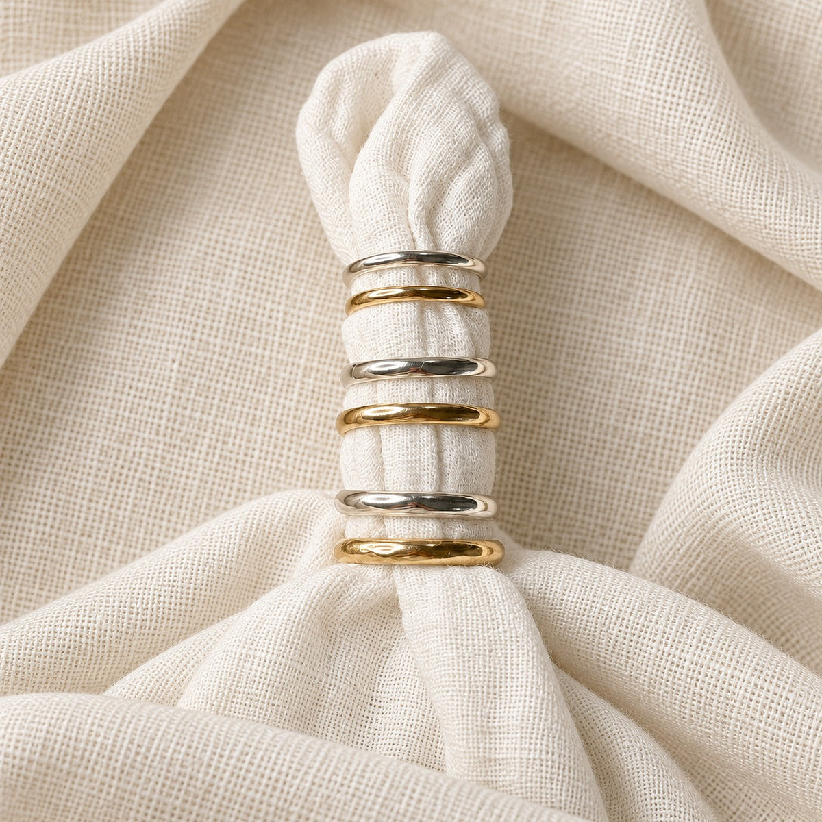 Gabriela Ring