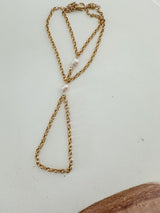Golden Pearl Hand Chain – Hecha a Mano en San Juan, PR | Acero Inoxidable Dorado | Perlas Naturales de Agua Dulce