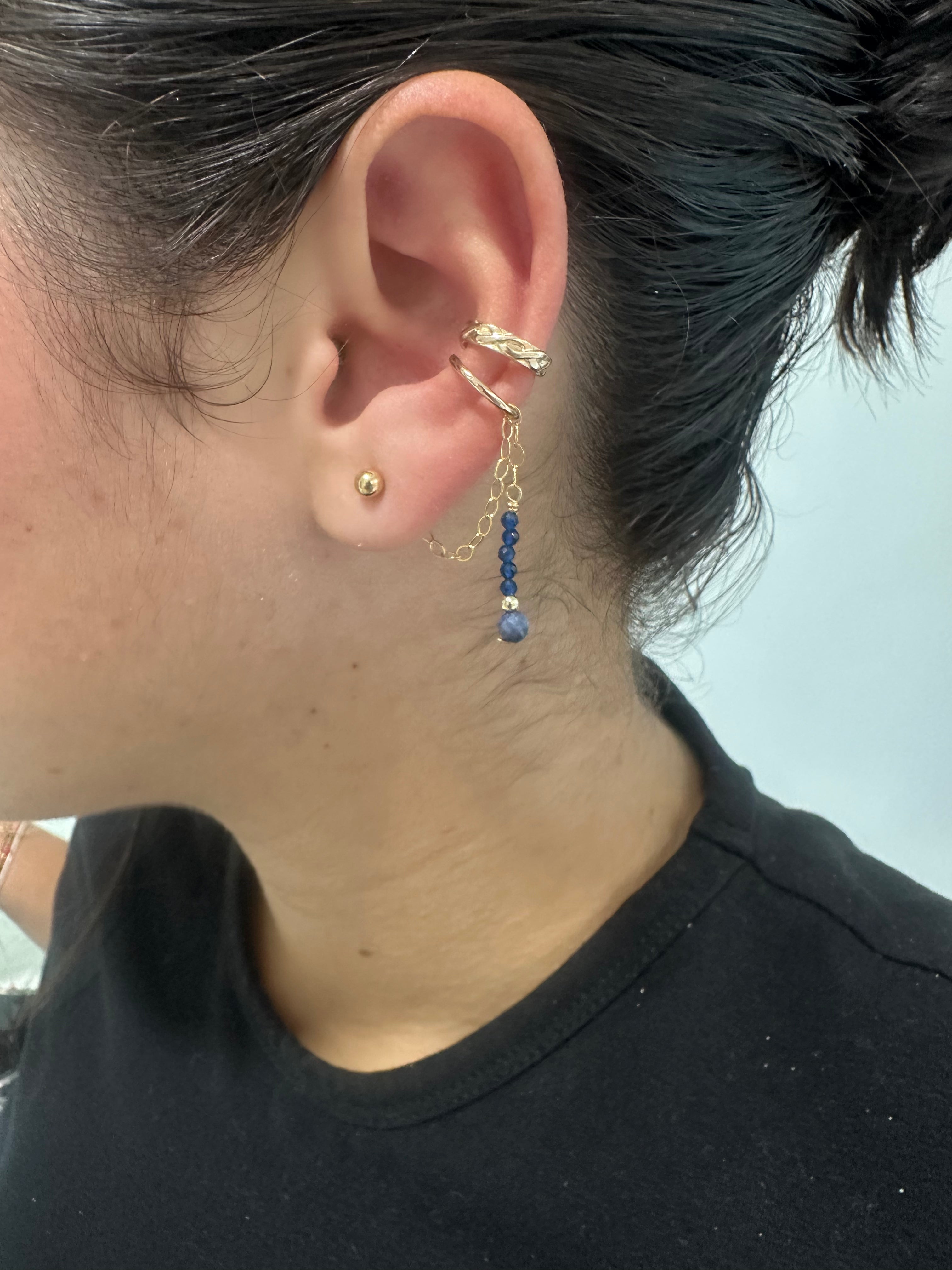 September: Dangling Sapphire Chain Earrings (Gold)