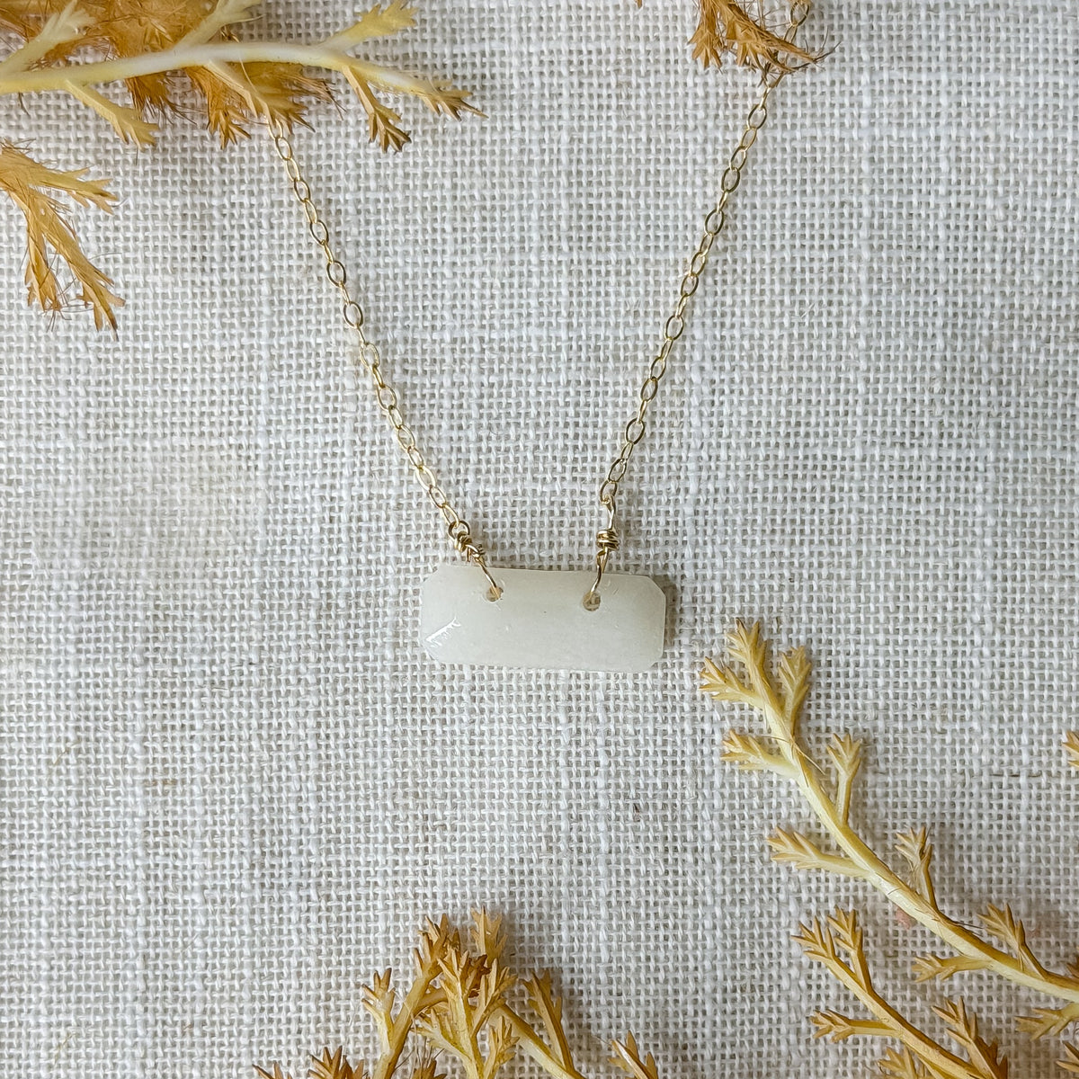 Milky Rectangle Neckalce