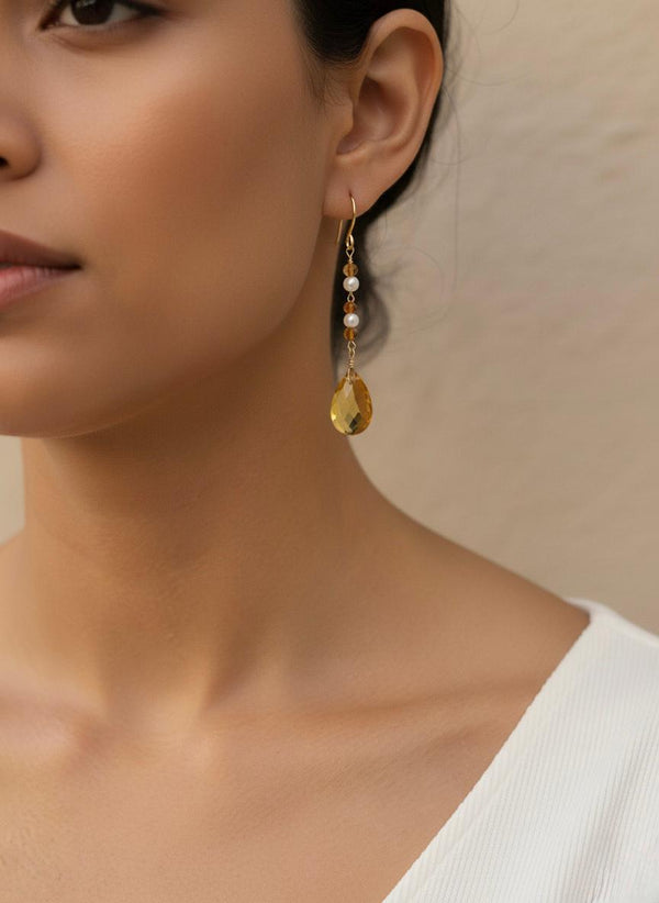 November-🟡 Citrine Drop Earrings