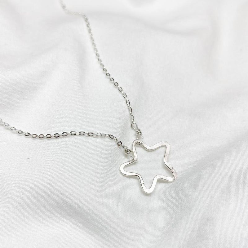 Elaura Necklace