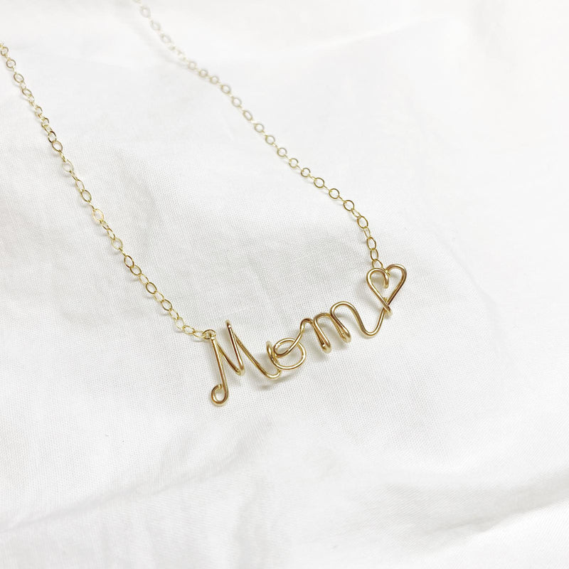 Mom/Mama Necklace