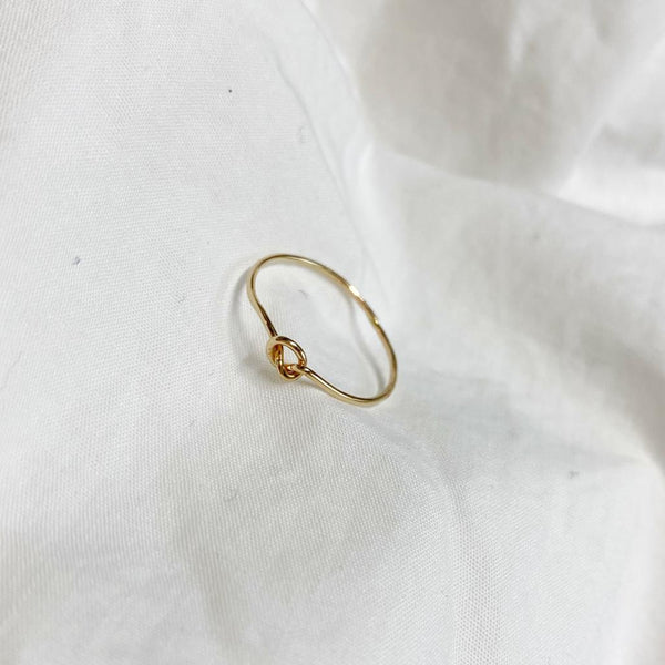 In Knots Ring